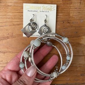 Bracelet and earring set